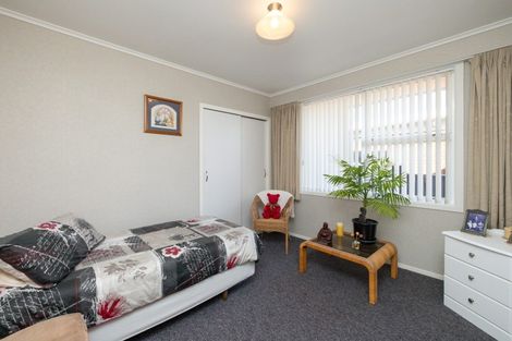 Photo of property in 64 Nevada Drive, Merrilands, New Plymouth, 4312