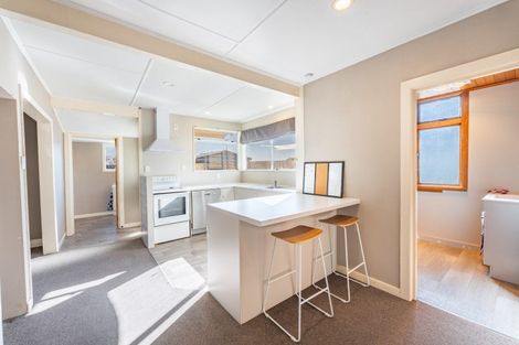 Photo of property in 35 Raymond Street, West End, Timaru, 7910