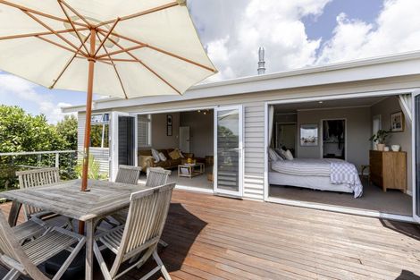 Photo of property in 56 Crownhill Street, Spotswood, New Plymouth, 4310