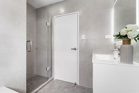 Photo of property in 292 Beach Road, Campbells Bay, Auckland, 0630