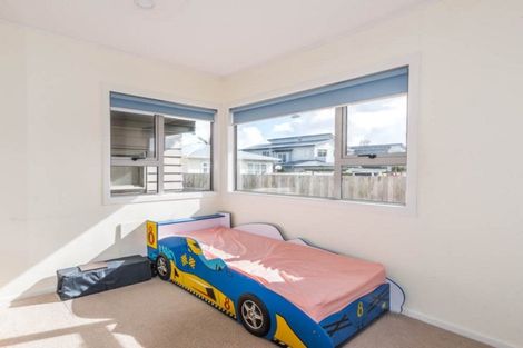 Photo of property in 16a Karamu Street, Te Atatu Peninsula, Auckland, 0610