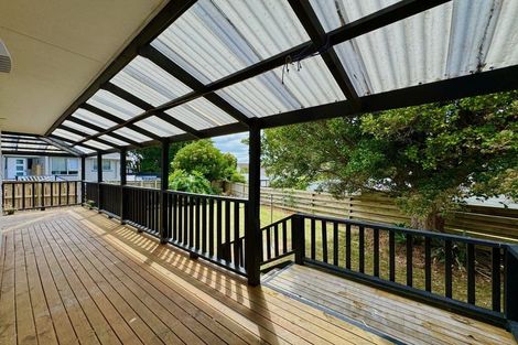 Photo of property in 158 Pigeon Mountain Road, Half Moon Bay, Auckland, 2012