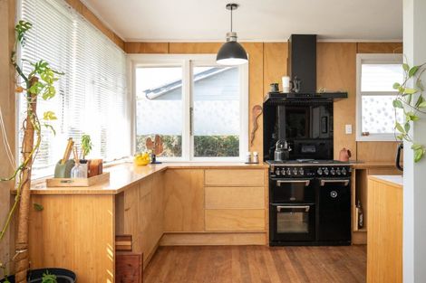Photo of property in 710 Huia Street, Camberley, Hastings, 4120