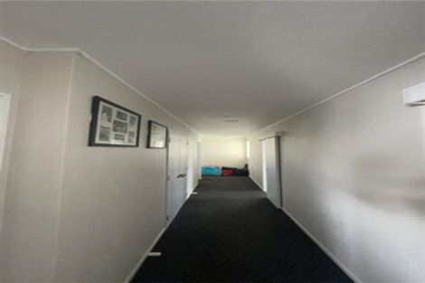 Photo of property in 9 Clutha Place, Westbrook, Palmerston North, 4412