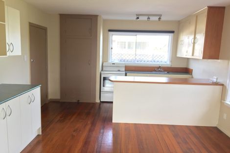 Photo of property in 4 Oriana Crescent, Hornby, Christchurch, 8042