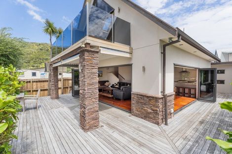 Photo of property in 230 Waimaire Avenue, Matarangi, Whitianga, 3592