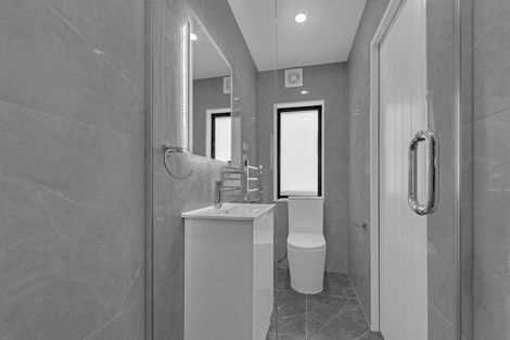 Photo of property in 7b Surrey Street, Manurewa, Auckland, 2102