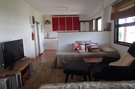 Photo of property in 53 Wellington Street, Russell, 0202