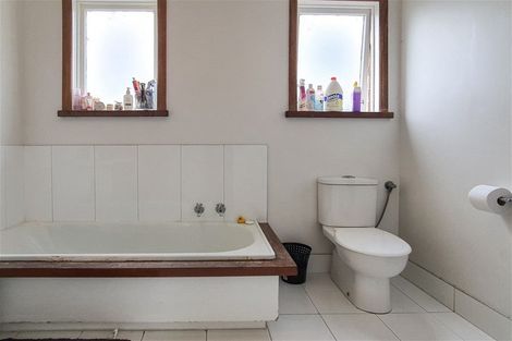 Photo of property in 30 Whiteman Road, Kawakawa, 0210