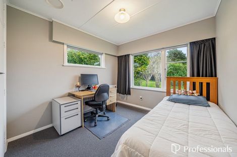 Photo of property in 2 Short Street, Wainuiomata, Lower Hutt, 5014