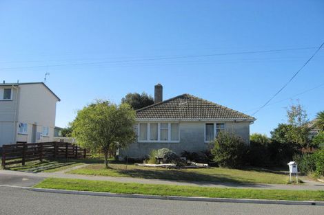 Photo of property in 22 Harlech Street, Oamaru North, Oamaru, 9400