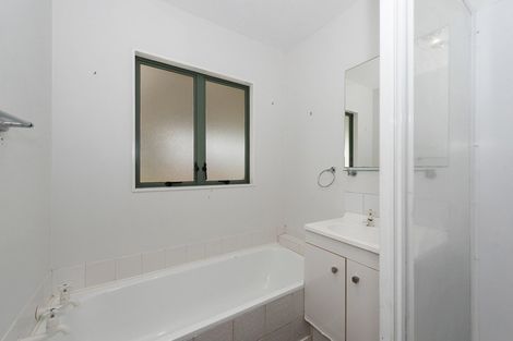 Photo of property in 15 Penney Green, Nawton, Hamilton, 3200