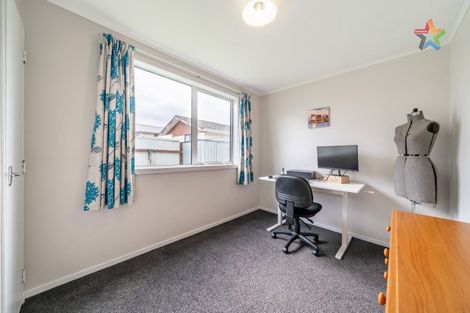 Photo of property in 40b Leighton Avenue, Waiwhetu, Lower Hutt, 5010