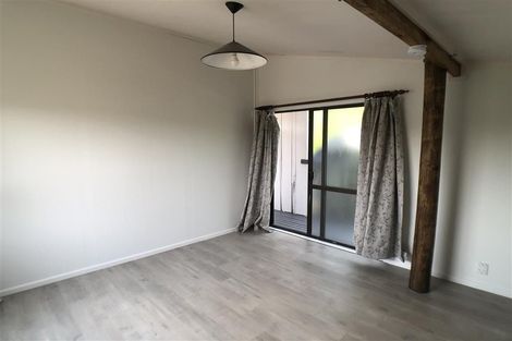 Photo of property in 7 Portsea Place, Chatswood, Auckland, 0626