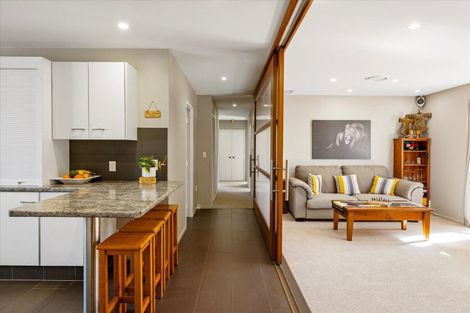 Photo of property in 6 Cherry Way, Bethlehem, Tauranga, 3110