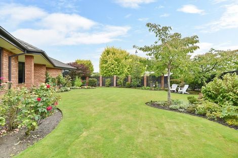 Photo of property in 6 Taunton Place, Rangiora, 7400