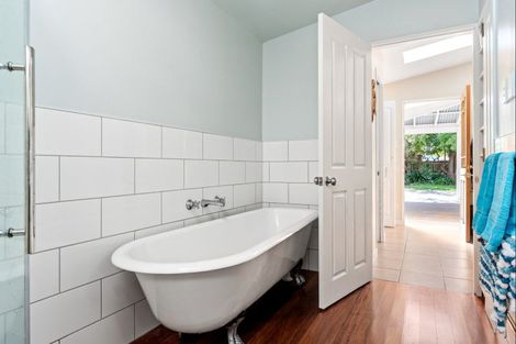 Photo of property in 215 Rutene Road, Kaiti, Gisborne, 4010