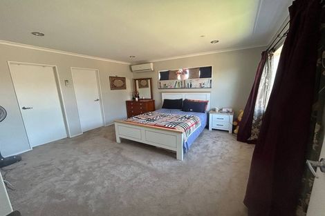 Photo of property in 23 Kerrykeel Drive, Flat Bush, Auckland, 2019