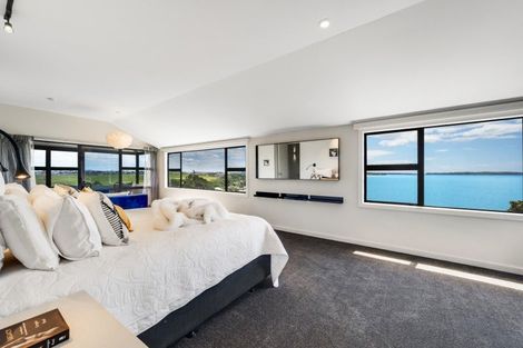 Photo of property in 1/285 Bleakhouse Road, Mellons Bay, Auckland, 2014