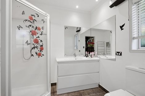 Photo of property in 41 Matene Place, Papamoa Beach, Papamoa, 3118
