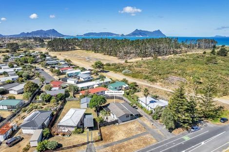 Photo of property in 69 Peter Snell Road, Ruakaka, 0116