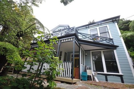 Photo of property in 140 Glenmore Street, Northland, Wellington, 6012