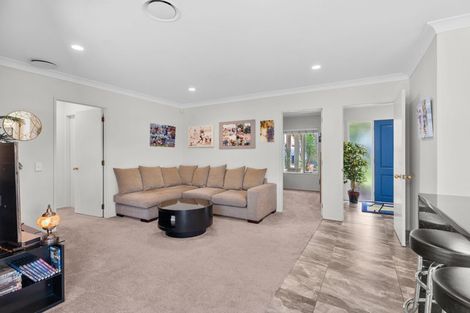 Photo of property in 7 Nypa Way, Somerville, Auckland, 2014