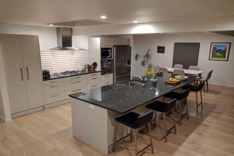 Photo of property in 5 Pendene Place, Forrest Hill, Auckland, 0620