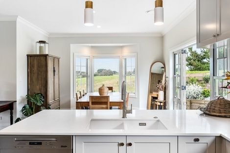 Photo of property in 191 Pukenamu Road, Te Horo, Otaki, 5581