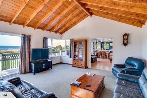 Photo of property in 1969 Long Range Road, Blackhead, Waipukurau, 4284