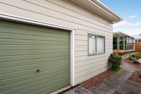 Photo of property in 1 Mcevoy Avenue, Tuakau, 2121