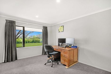 Photo of property in 21 Collins Drive, Waikuku Beach, 7402