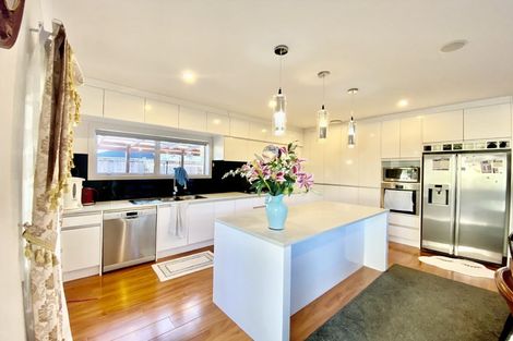 Photo of property in 143 Flat Bush School Road, Flat Bush, Auckland, 2019