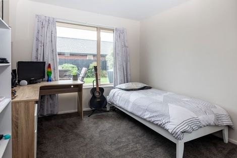 Photo of property in 9 Kingsbridge Drive, Burwood, Christchurch, 8083