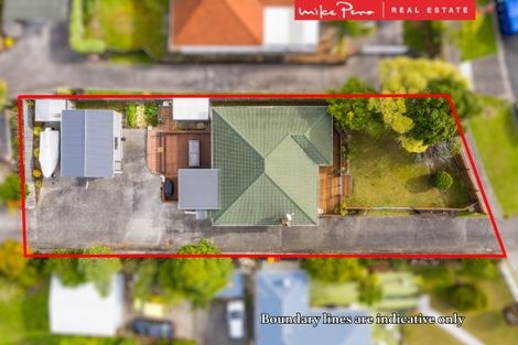 Photo of property in 2/18 Glengarry Road, Glen Eden, Auckland, 0602
