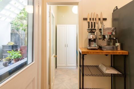 Photo of property in 304a Tinakori Road, Thorndon, Wellington, 6011