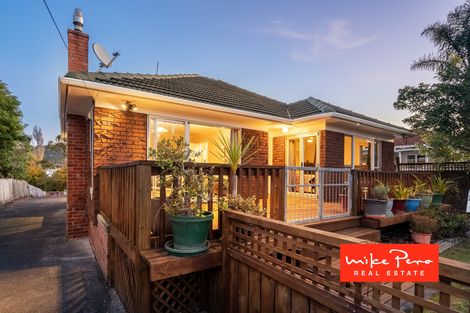 Photo of property in 2/18 Glengarry Road, Glen Eden, Auckland, 0602