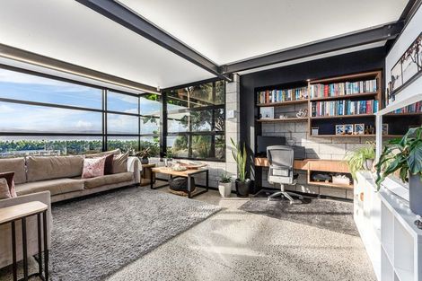 Photo of property in 377a Karaka Bay Road, Karaka Bays, Wellington, 6022