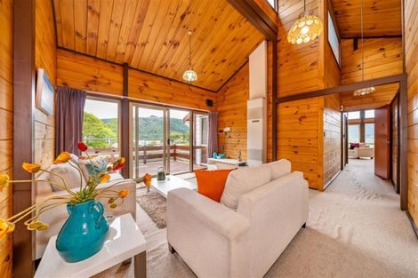 Photo of property in 13a Terminus Street, Silverstream, Upper Hutt, 5019