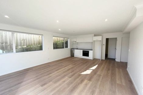 Photo of property in 37 Merriefield Avenue, Forrest Hill, Auckland, 0620