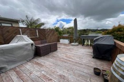 Photo of property in 42a Hammond Avenue, Hatfields Beach, Orewa, 0931