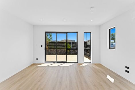 Photo of property in 4/12 Hamlin Road, Mount Wellington, Auckland, 1060