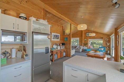 Photo of property in 9 Charles Green Drive, Cooks Beach, Whitianga, 3591