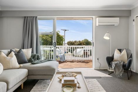 Photo of property in 2/42 Matua Road, Matua, Tauranga, 3110