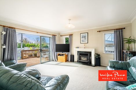 Photo of property in 2/18 Glengarry Road, Glen Eden, Auckland, 0602