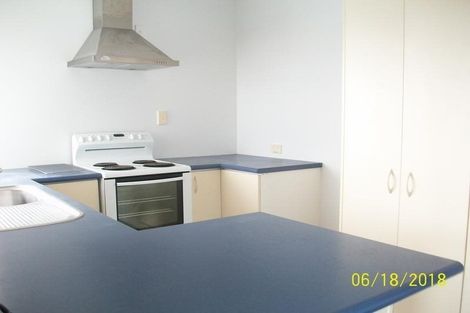 Photo of property in 1/10 Netherlands Avenue, Kelston, Auckland, 0602