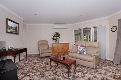 Photo of property in 6 Kimbolton Road, Feilding, 4702