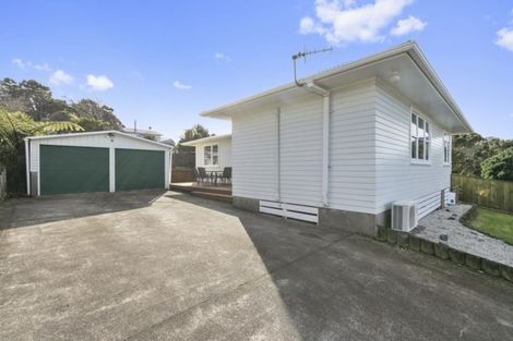 Photo of property in 19 Cherry Blossom Grove, Maungaraki, Lower Hutt, 5010