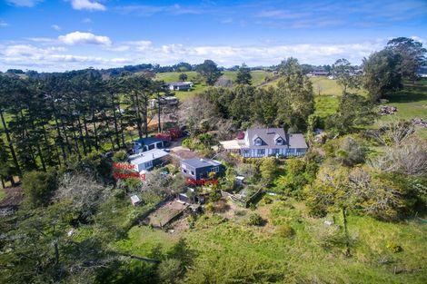 Photo of property in 82 Ross Lane, Kumeu, 0891