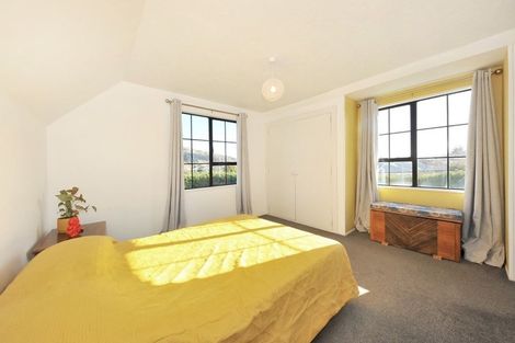 Photo of property in 28 Mauger Drive, Heathcote Valley, Christchurch, 8022